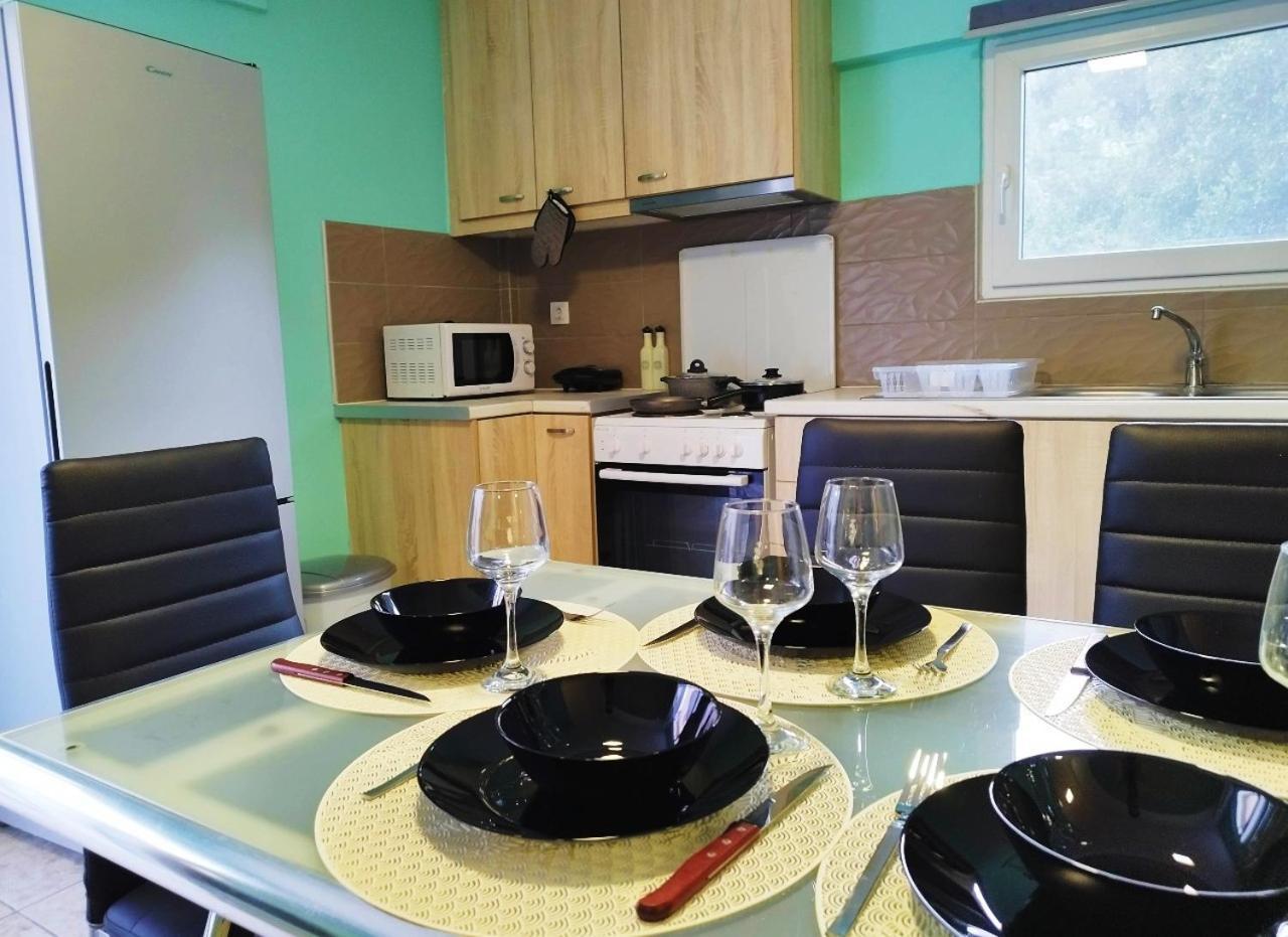 Apartamento Sleepili Vrísai Exterior foto